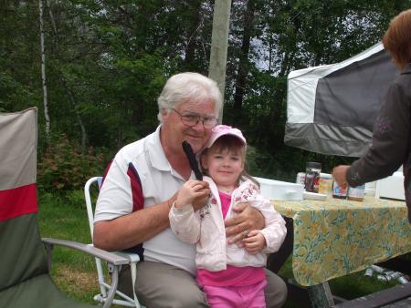 mon grand pere et ma tite couzine lolo